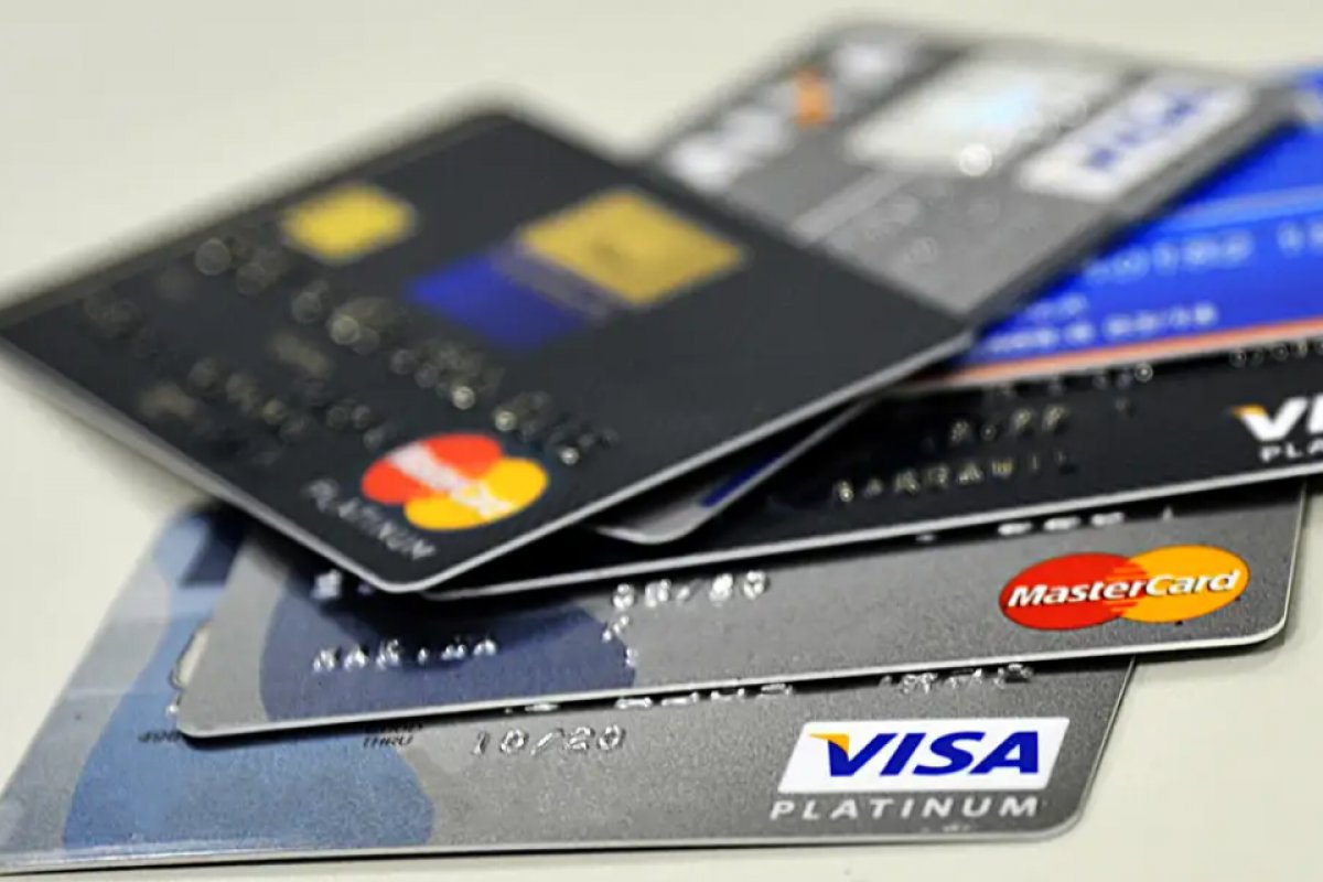 Mudança no parcelado sem juros é inconstitucional, diz Proteste