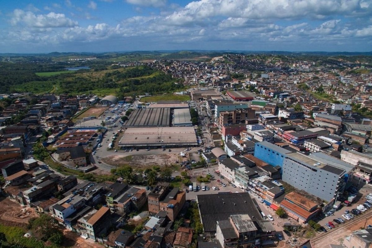 IBGE: Camaçari, Candeias e Cairu foram os municípios que mais ganharam participação no PIB da Bahia