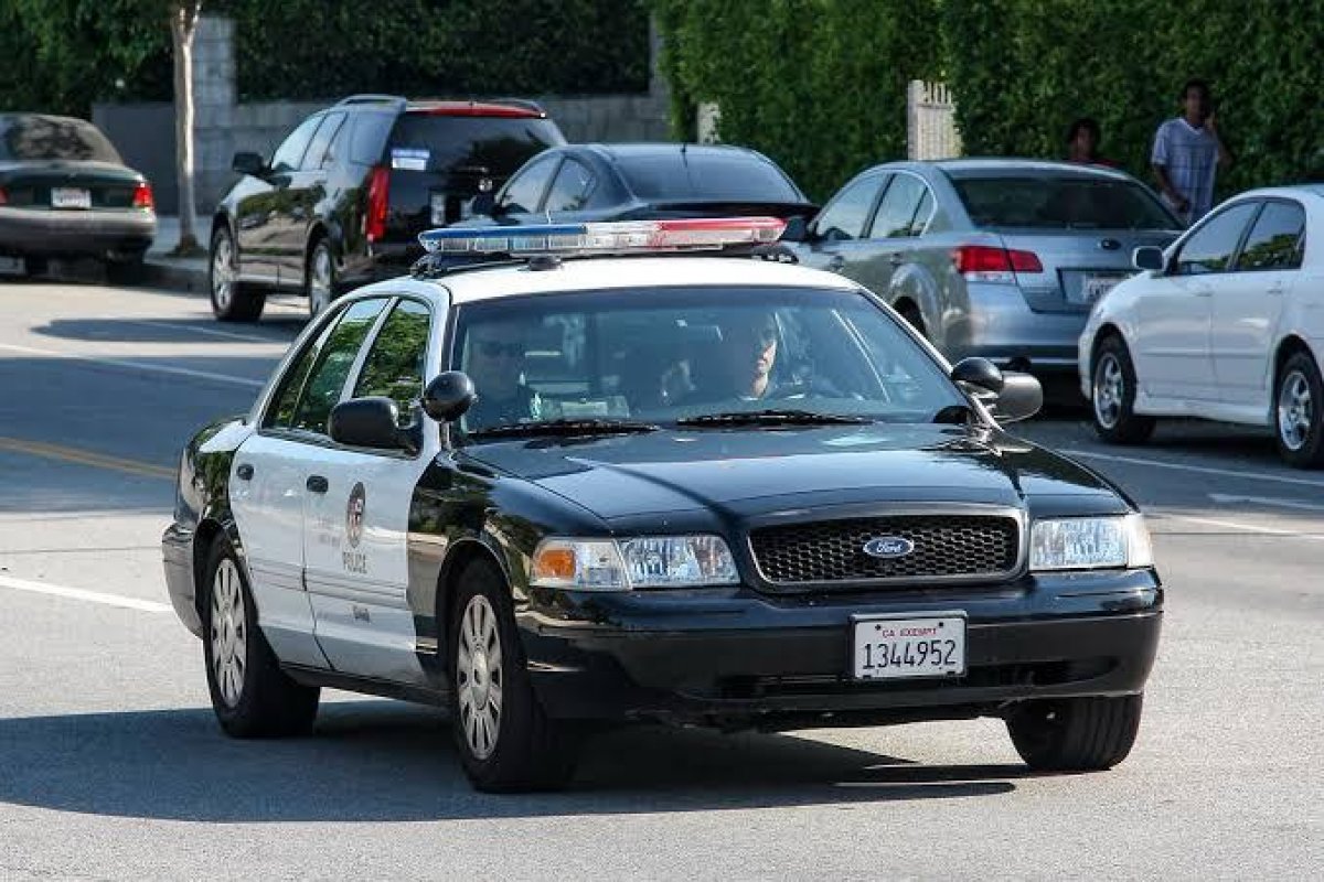 Com discurso em prol de elétricos, Califórnia ainda tem 429 viaturas com motor V8