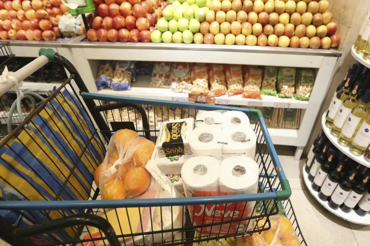 Versão final da reforma tributária não inclui cesta básica estendida