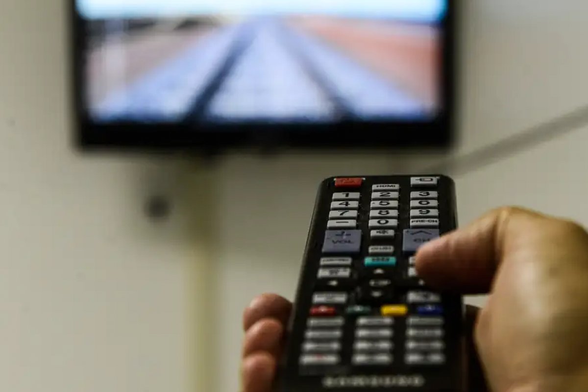 Parte da lei que regula o serviço de TV por assinatura é inconstitucional, diz MPF