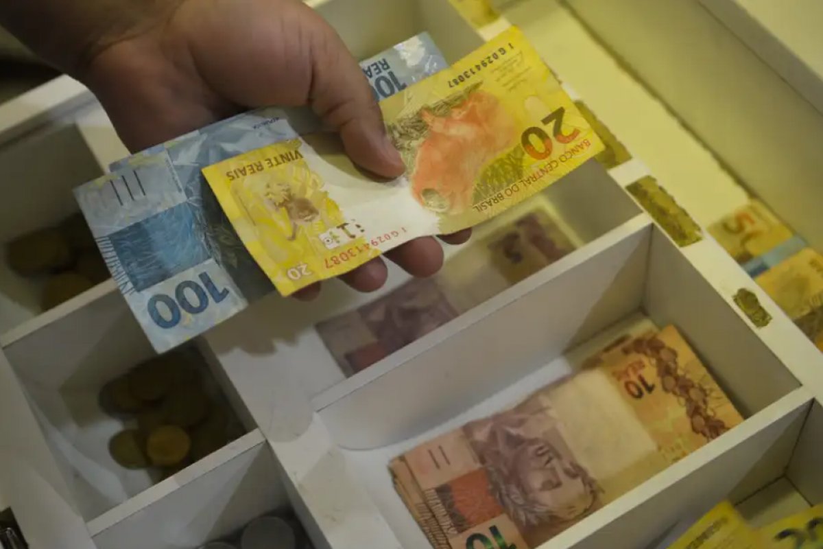 OCDE prevê crescimento do PIB brasileiro em 1,8% e inflação de 3,2% em 2024