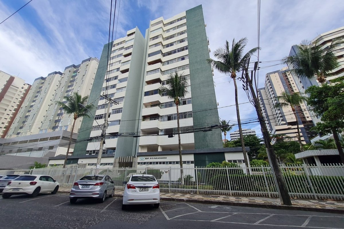 Mulher morre após cair em poço de elevador no bairro da Pituba