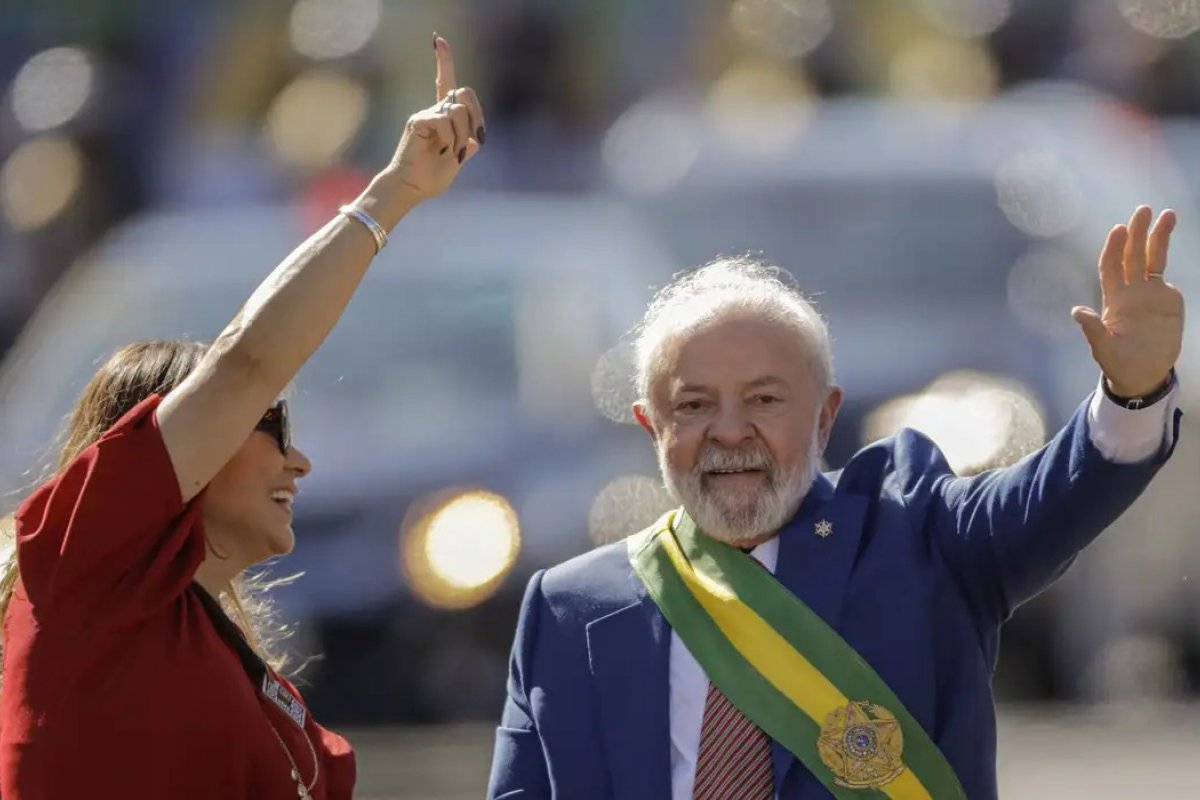 "Janja é agente politica, pode fazer o trabalho que quiser" diz Lula sobre primeira dama