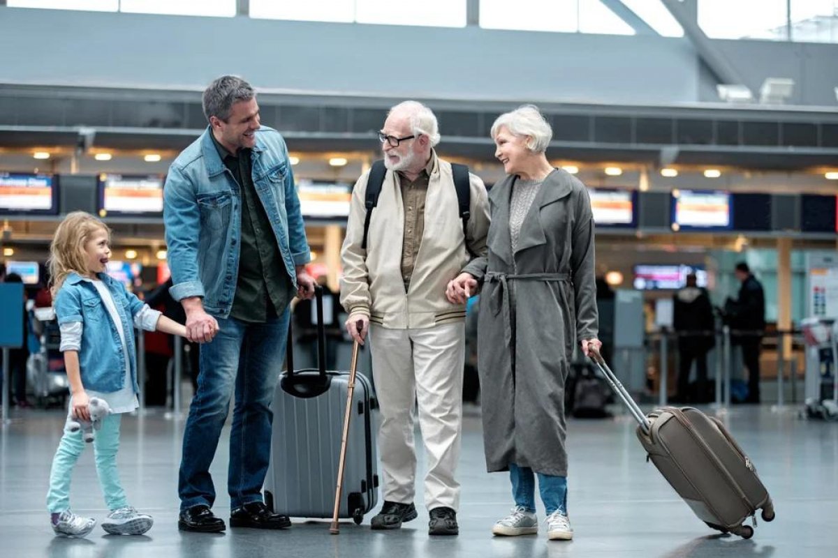 Especialistas recomendam cuidados com idosos em viagens de fim de ano!