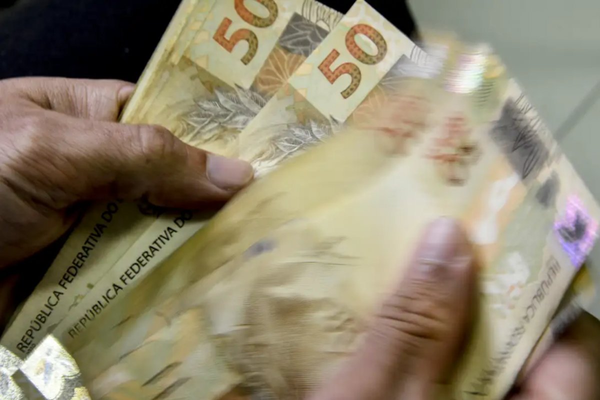 PIB brasileiro cresce 0,1% em outubro, aponta da FGV