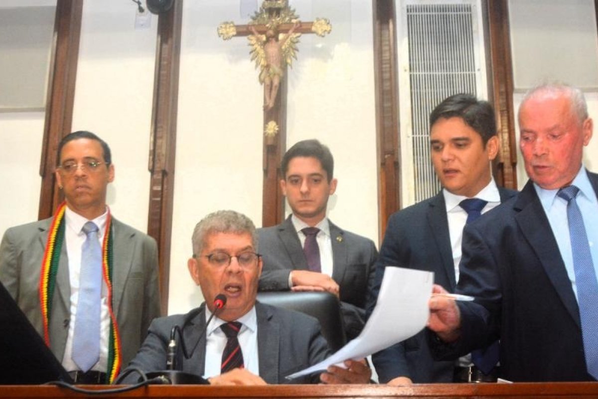 Alba: deputados aprovam novo pedido do Executivo para empréstimo de US$42 milhões