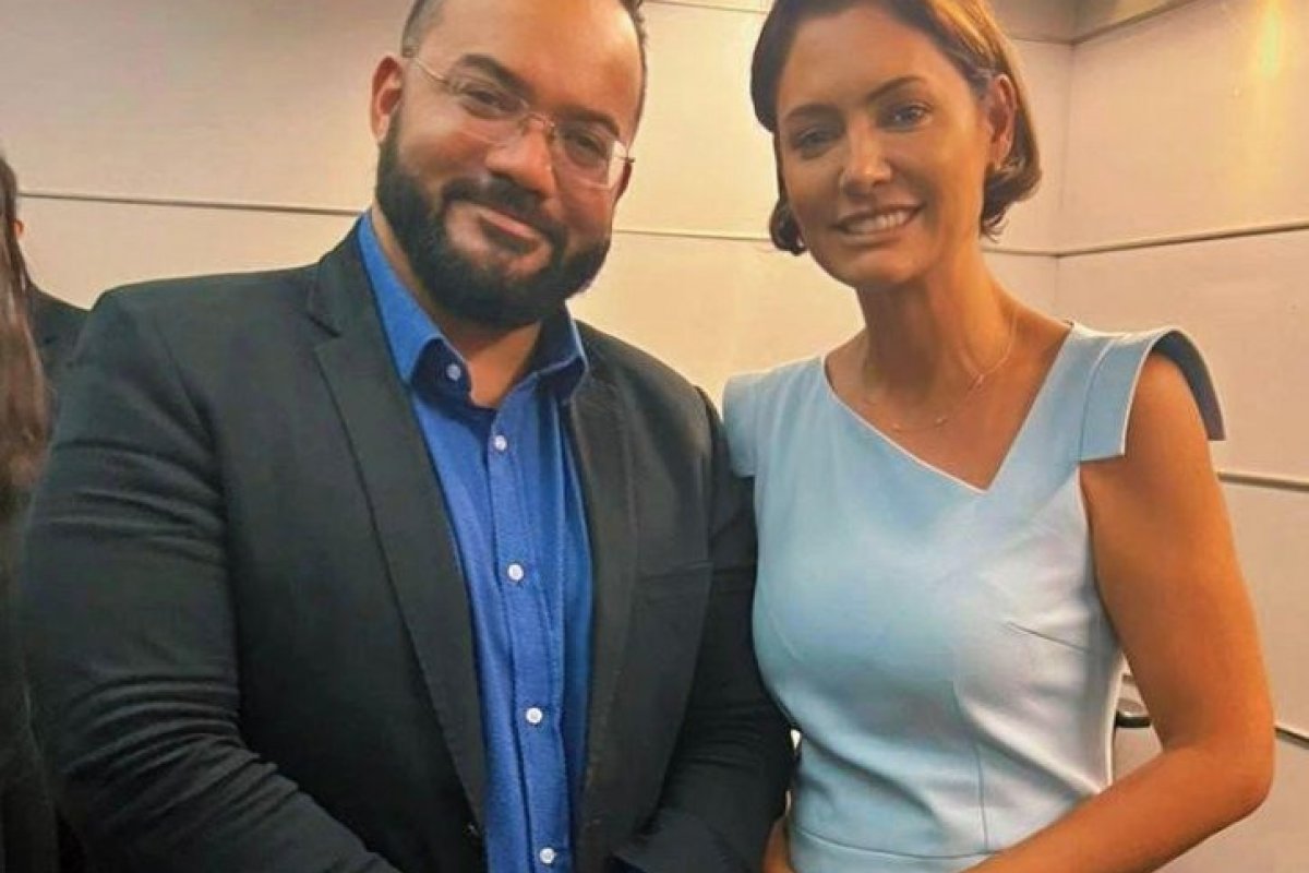 Assembleia da Bahia aprova concessão de Comenda 2 de Julho a Michelle Bolsonaro