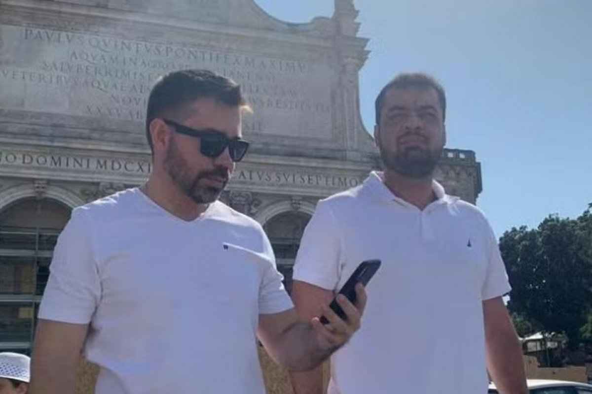 Irmão do Governador Cláudio Castro é alvo da Operação Sétimo Mandamento da PF