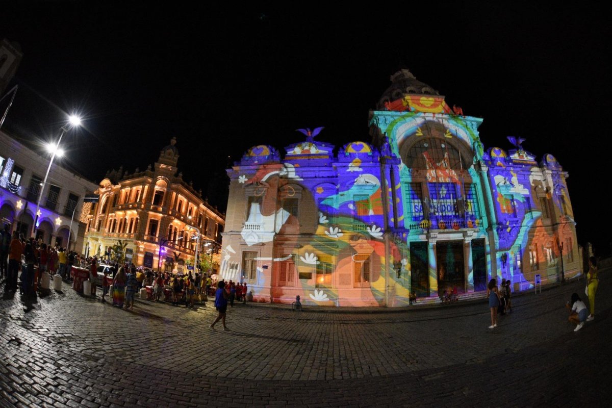 Prefeitura de Salvador suspende programação do Natal no Centro Histórico e nos bairros por conta das chuvas