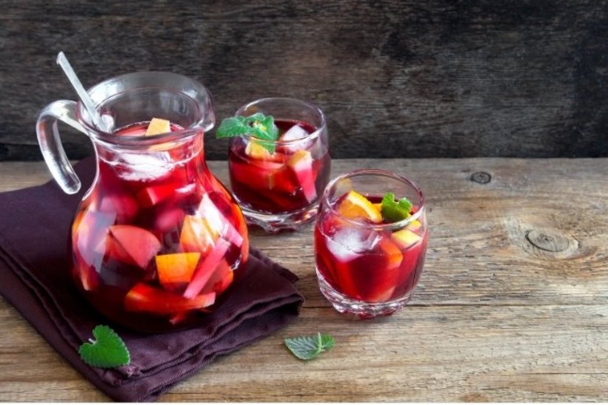 Dia Mundial da Sangria: veja como preparar esta famosa bebida espanhola!