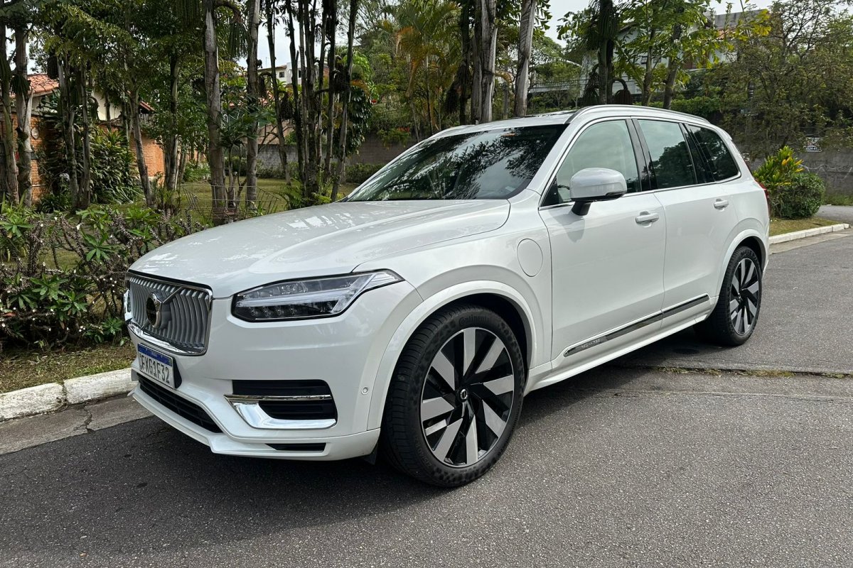 Farol da Bahia testa o Volvo XC90 Ultimate: 7 lugares e até 23km/l