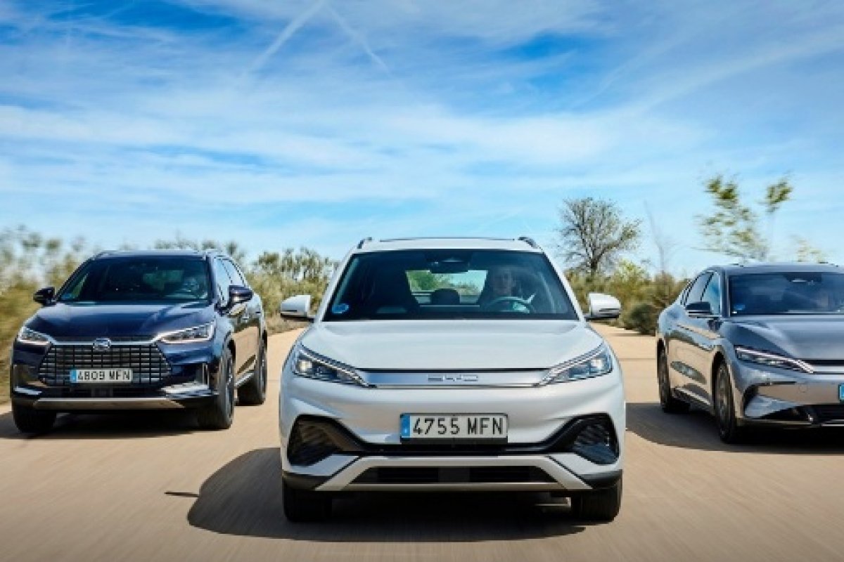 BYD anuncia que fábrica na Bahia vai gerar 10 mil postos de trabalho