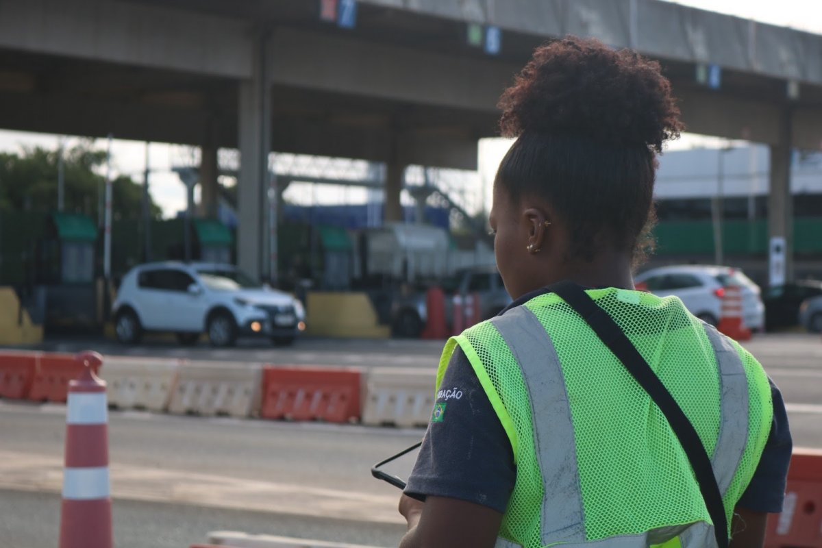 Mais de 470 mil veículos devem transitar na BA-099 entre Natal e Ano Novo