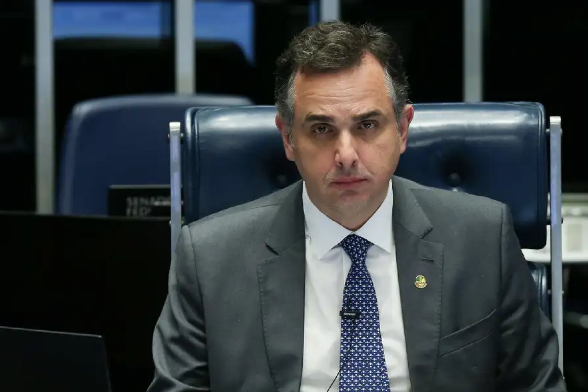 Pacheco anuncia vontade de debater o fim da reeleição e alterações no STF em 2024