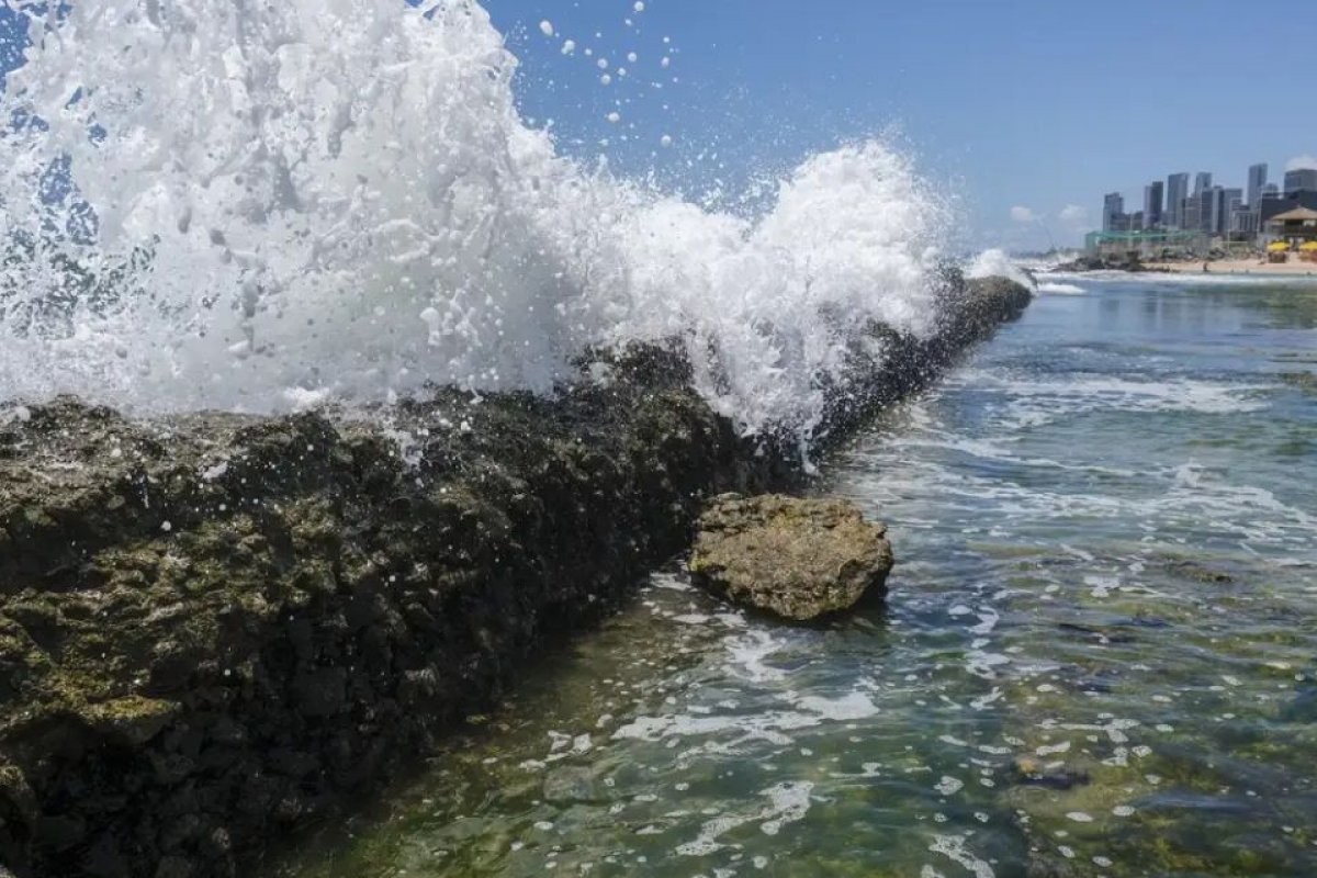 Praias turísticas do Nordeste têm índices negativos de balneabilidade