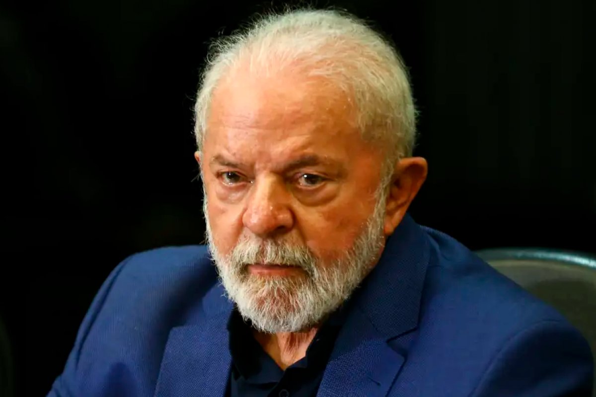 Pesquisa indica menor taxa de projetos aprovados para Lula desde FHC