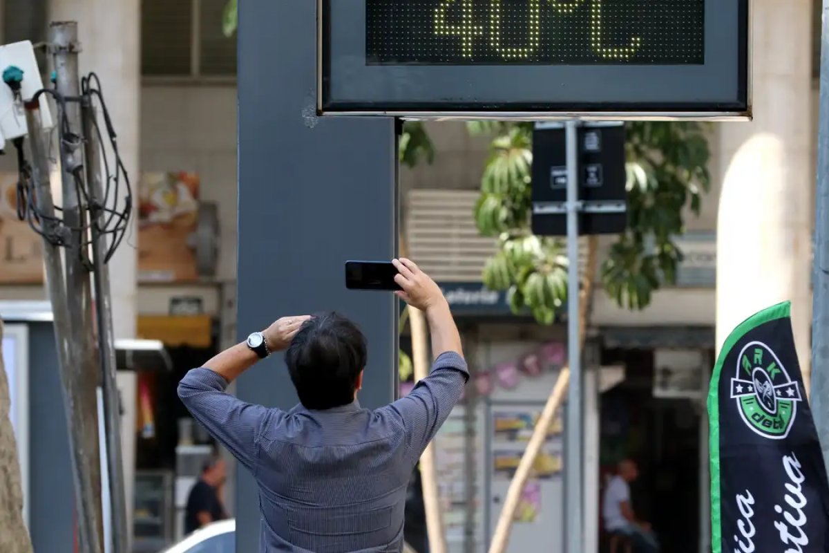 Três picos de calor são previstos para o Verão 2023-2024, diz especialista