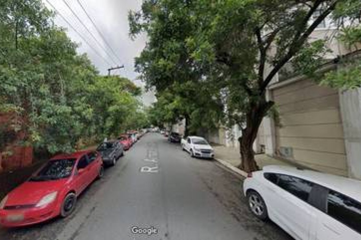 Mulher é assassinada a golpes de faca na Zona Sul de São Paulo