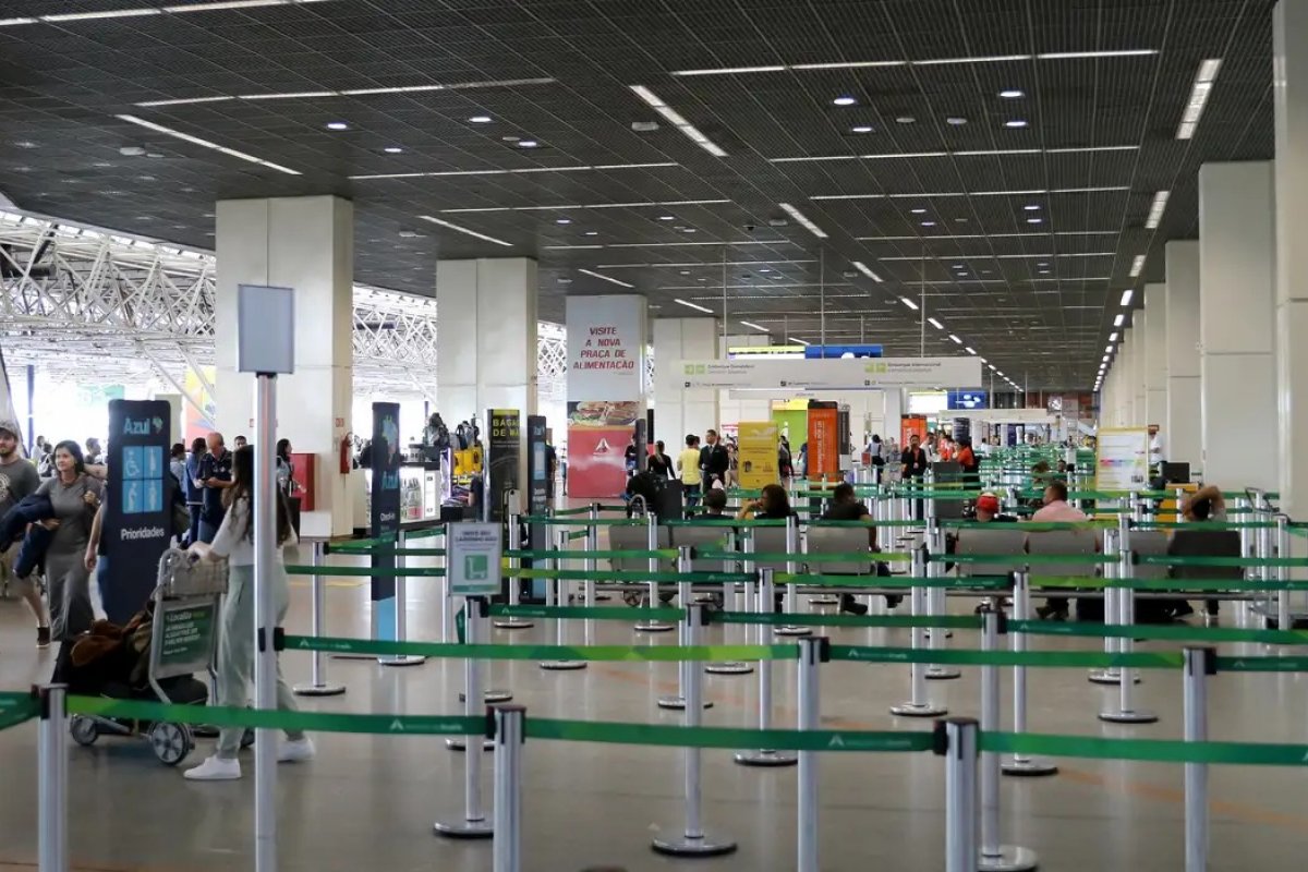 Preços de passagens aéreas disparam no Brasil com alta de 35,24% em 2023