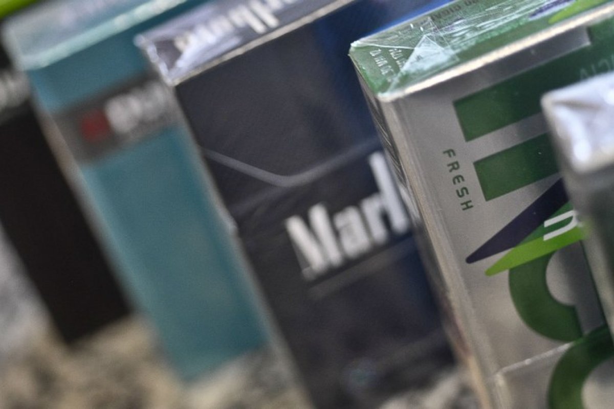 Brasil deixa de arrecadar R$ 94,4 bilhões em impostos com cigarros por causa do mercado ilegal