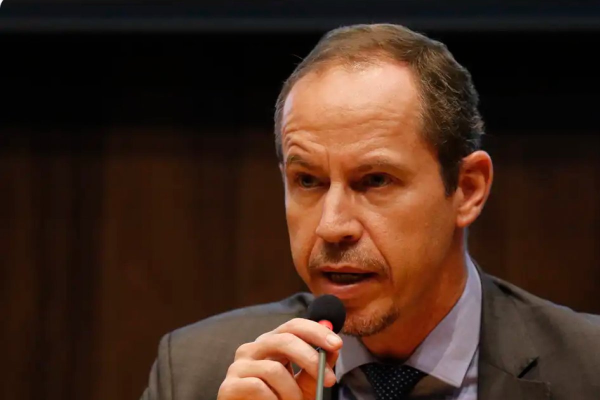 Governo monitora possíveis planos de invasões às instituições