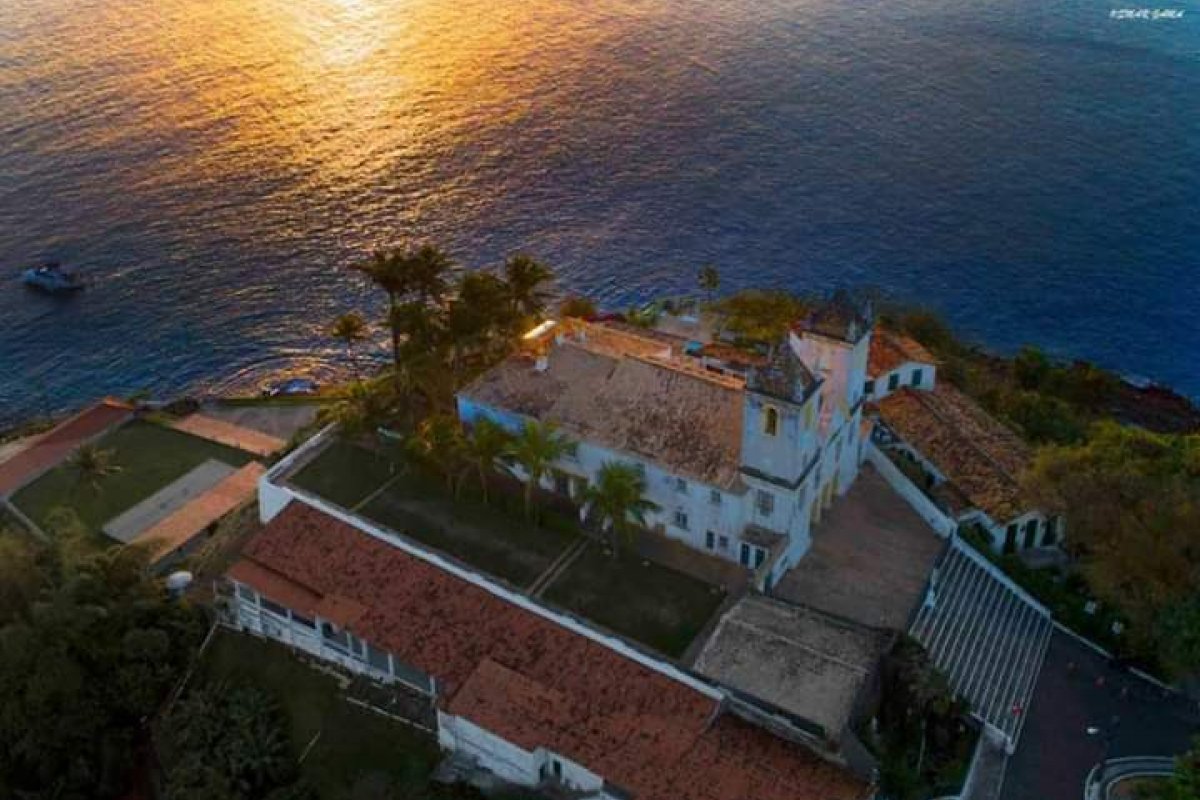 Réveillon da Baía promete ser uma das festas mais animadas e acolhedoras da capital baiana!