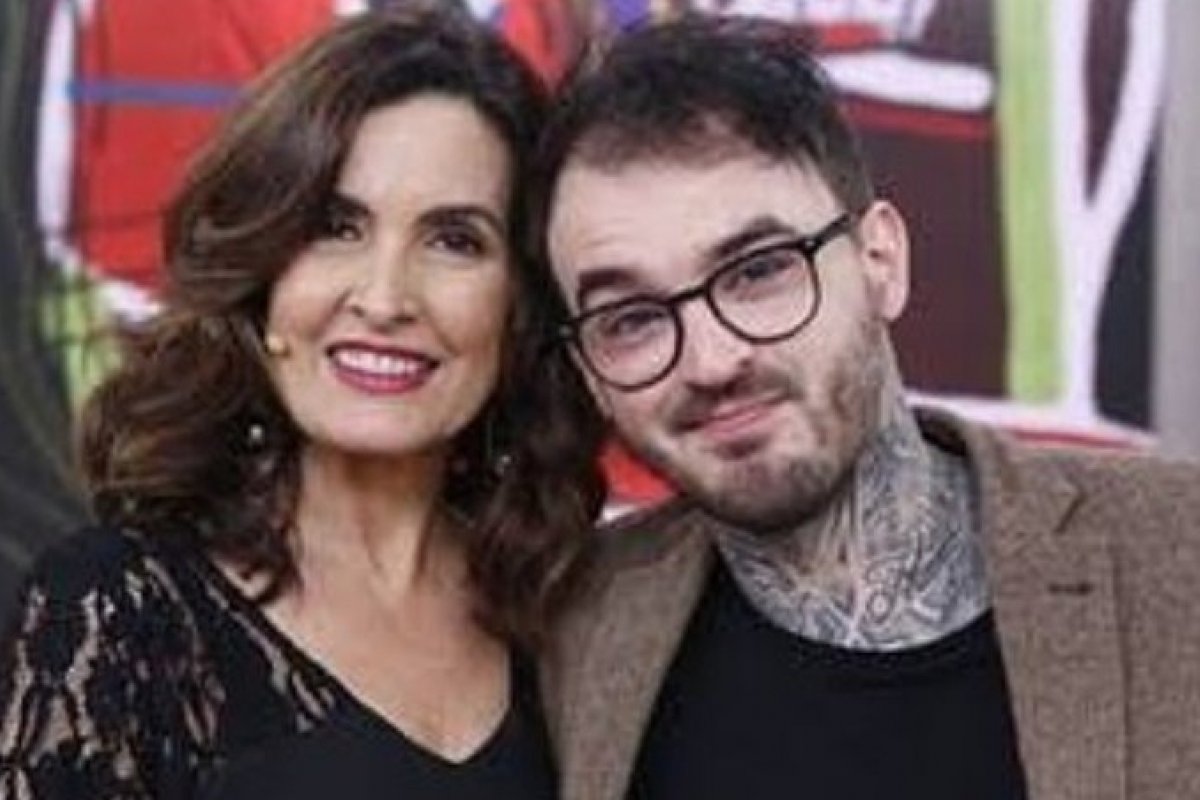 Youtuber PC Siqueira é encontrado morto dentro de apartamento em SP!