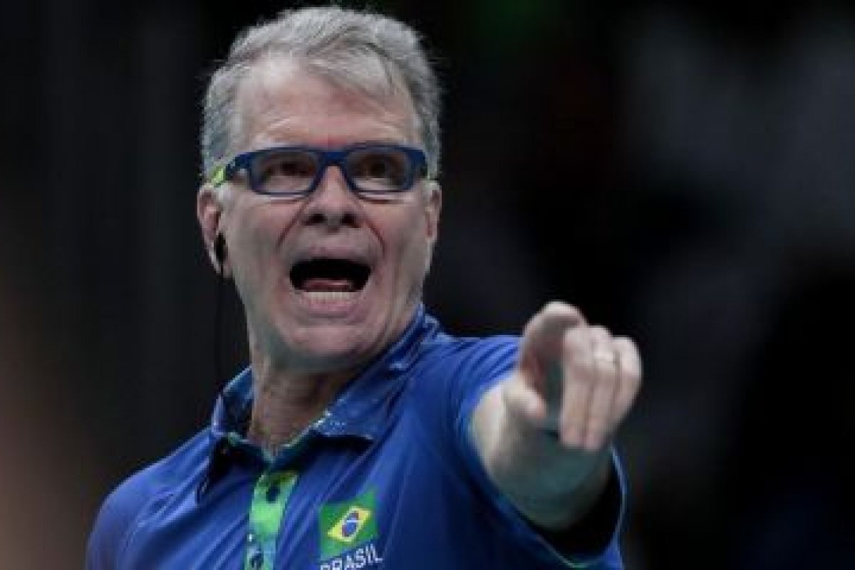 Bernardinho volta ao comando da Seleção Masculina de Vôlei