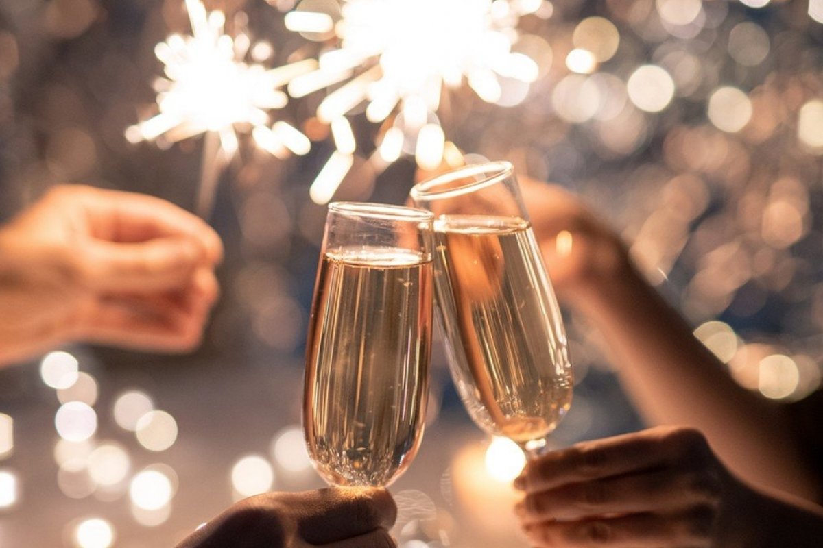 Decoração, roupas e cardápio podem fazer a diferença no réveillon!