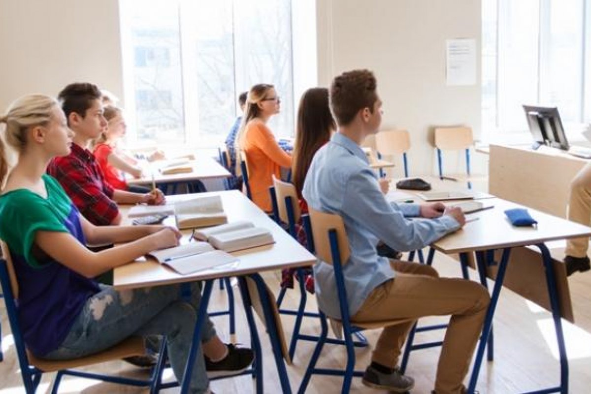 Brasil tem baixa taxa de escolarização superior, diz Semesp