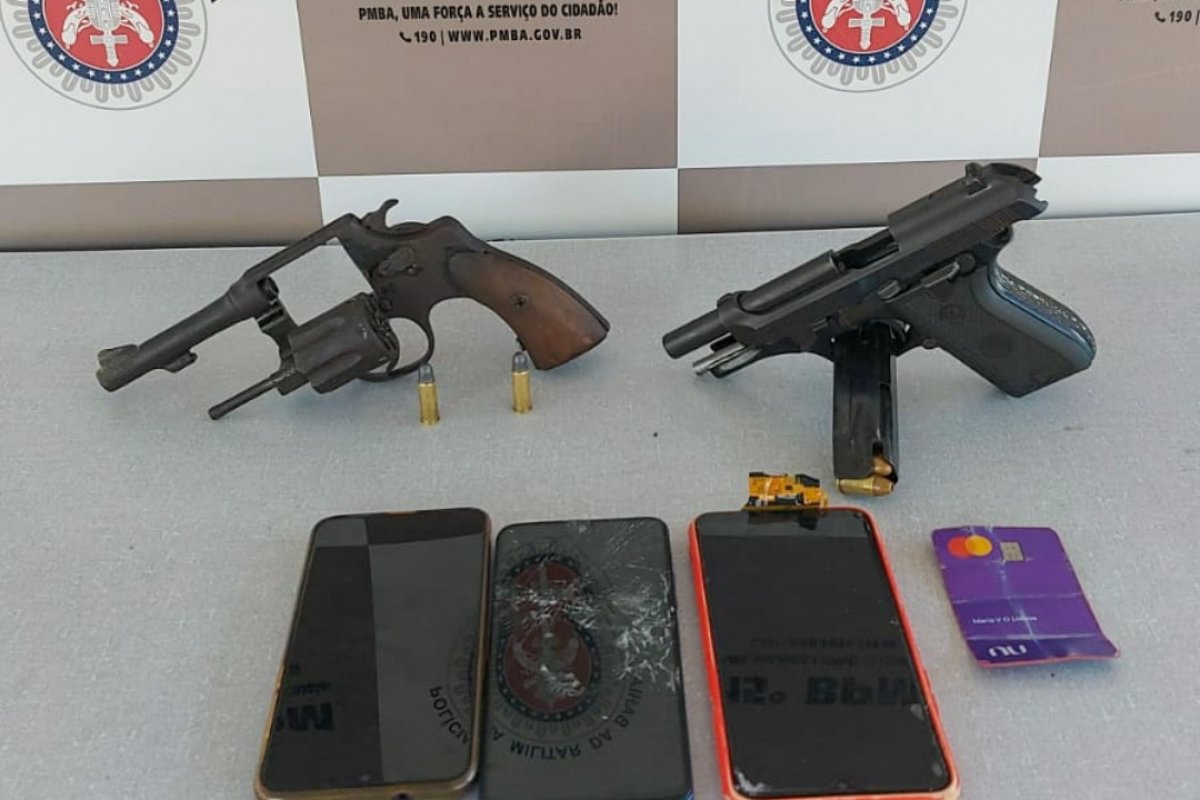 Dois homens suspeitos de assalto são presos no sul da Bahia