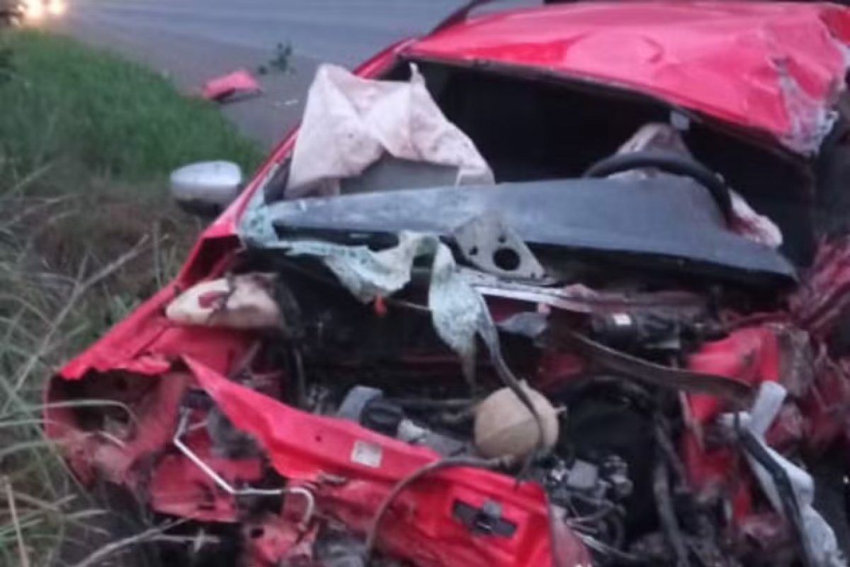 Homem morre após colisão entre veículos no oeste da Bahia