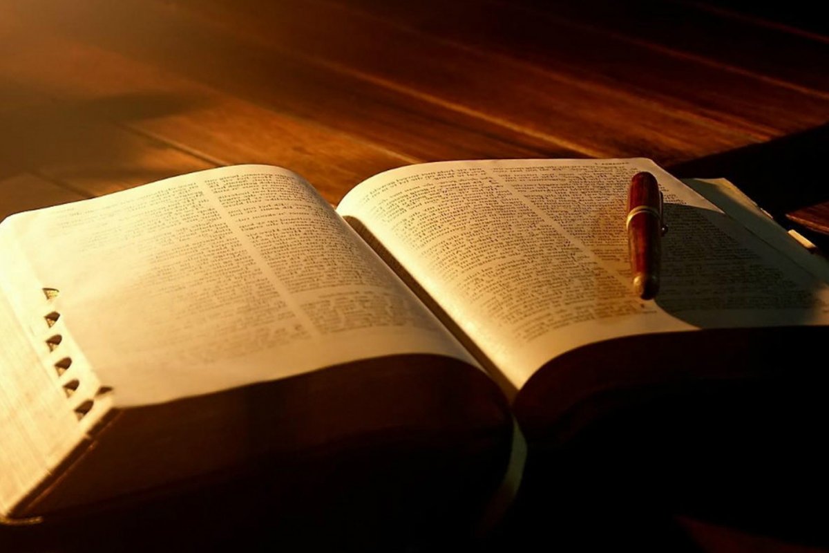 O articulista José Medrado fala sobre religião e política no Brasil