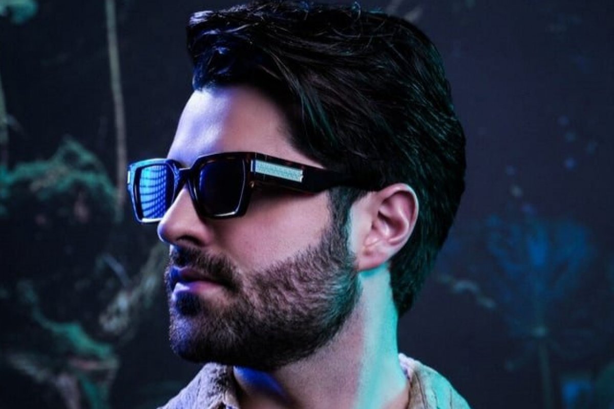 Vídeo: Durante show de Alok, drone cai e fica preso no cabelo de duas mulheres