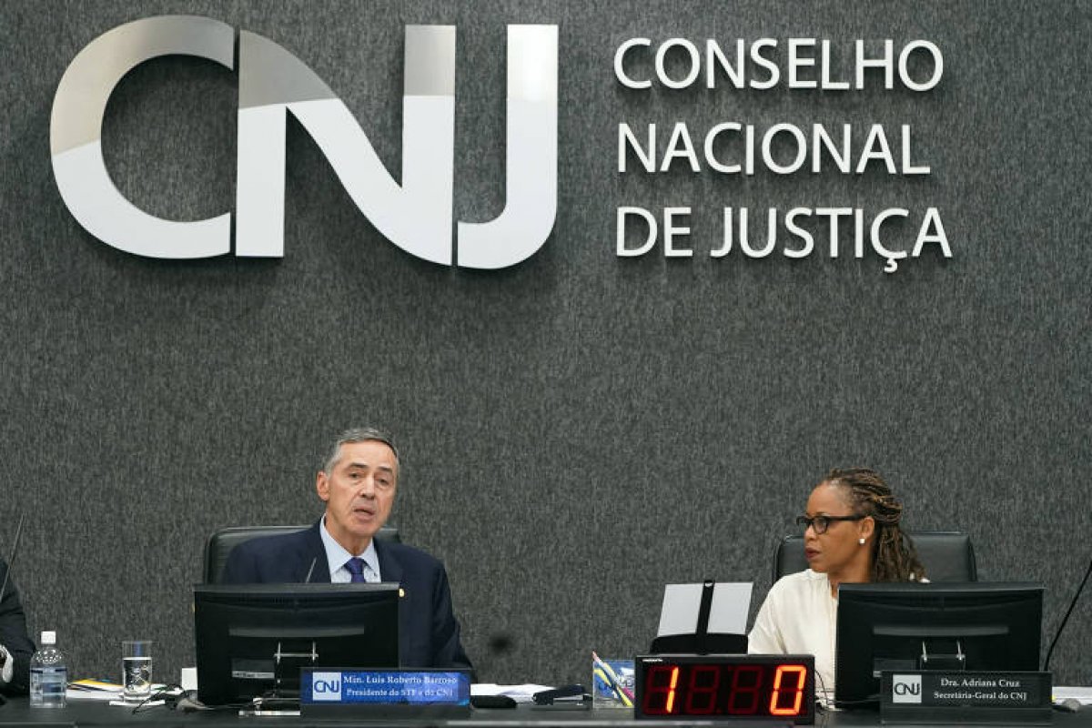 Tribunais devem destinar mais cargos a mulheres e criar banca para cota racial, determina CNJ