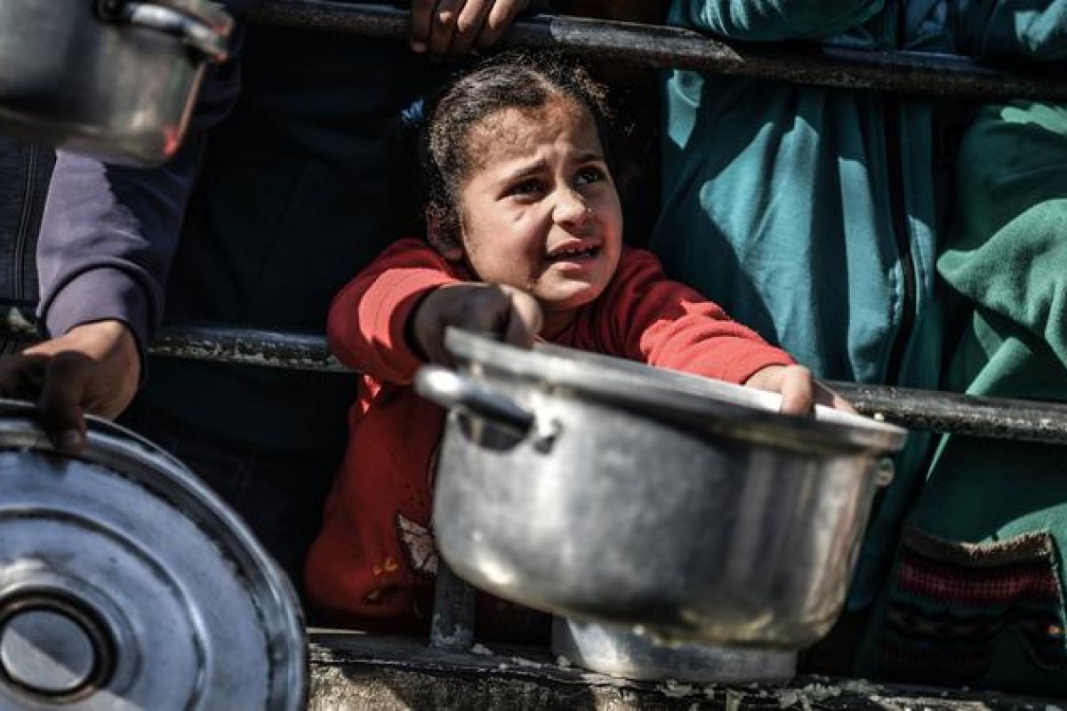 Crise humanitária em Gaza: ONU emite alerta para fome generalizada e ameaça de doenças