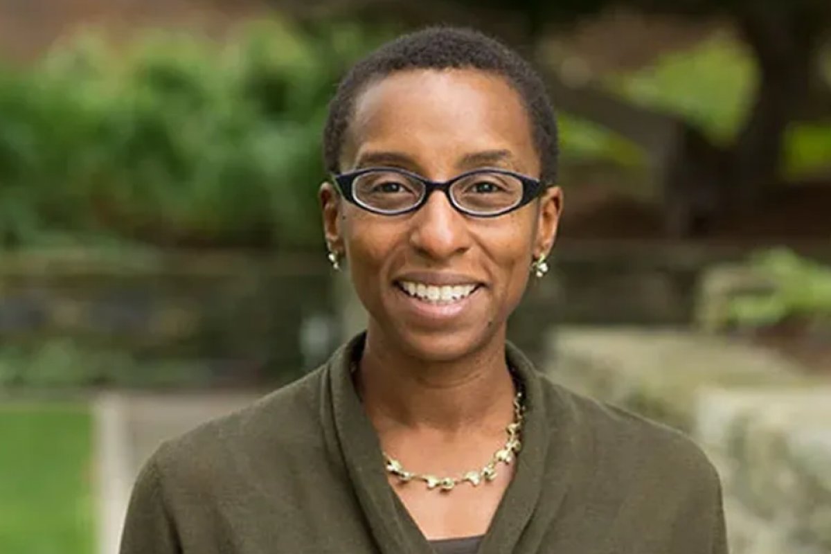 Reitora de Harvard renuncia após fala sobre antissemitismo e acusações de plágio