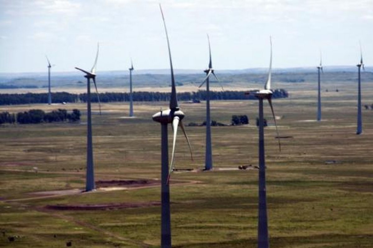 Geração de energia brasileira aumentou 10,3 mil MW em 2023