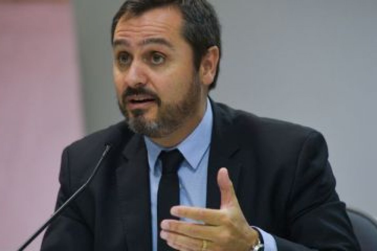Diretor da PF diz ser possível identificar suspeitos de ameças contra Moraes