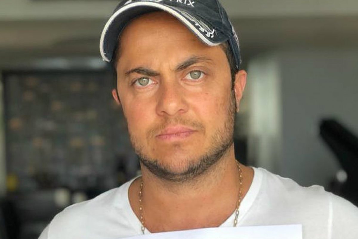 Vereador Thammy Miranda retira apoio à CPI das ONGs: 'padre está lá para ajudar'