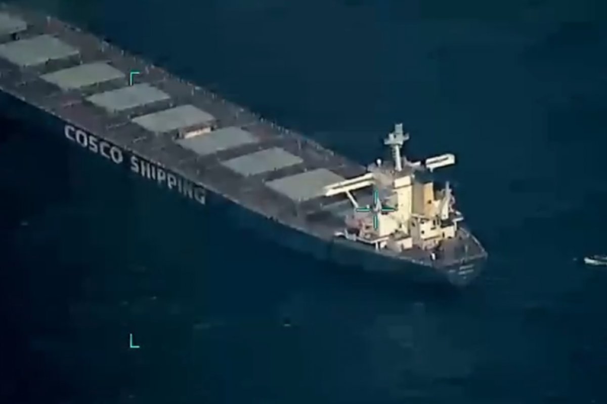 Marinha da Índia resgata tripulação de navio após tentativa de sequestro em alto mar