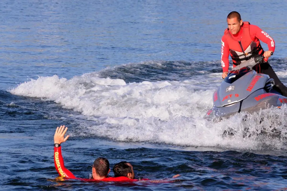 Cerca de 15 pessoas morrem afogadas por dia no Brasil, aponta Sobrasa