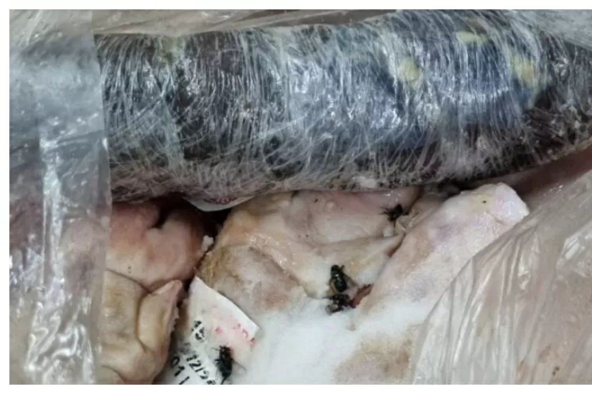 Quase 100 kg de carne podre é apreendida em supermercado de Goiânia