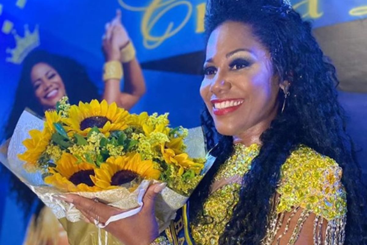 Rainha de bateria acusa abordagem abusiva da Polícia Federal em aeroporto!