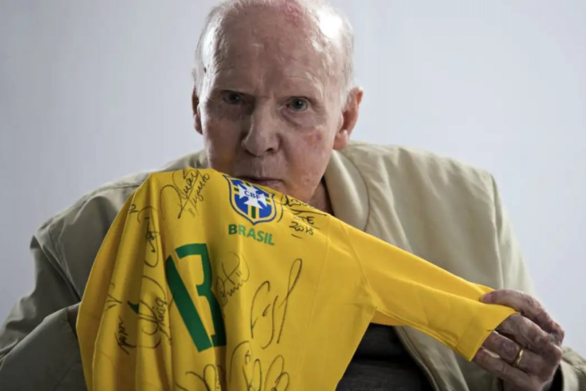 Zagallo era último titular vivo do Brasil campeão do mundo em 1958