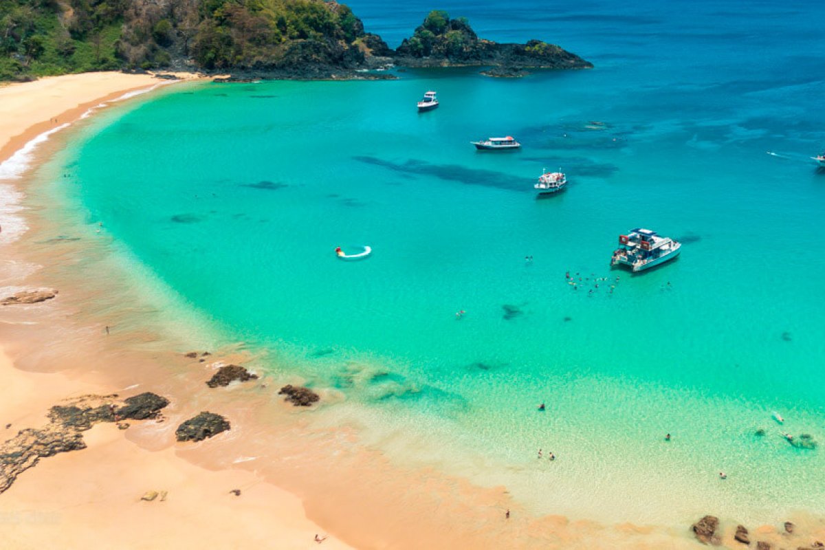 Praia de Fernando de Noronha recebe título de 'melhor praia do mundo' pela 7ª vez