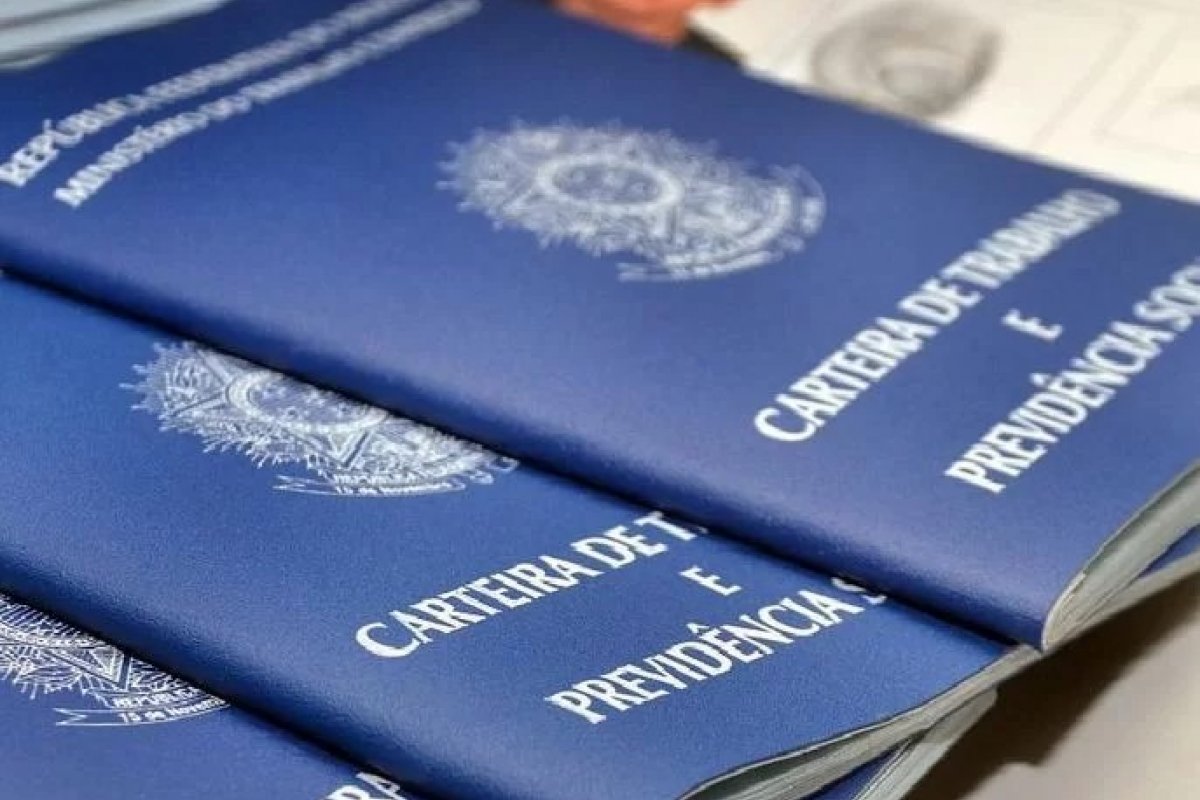 SineBahia divulga vagas de emprego para esta sexta-feira (12)
