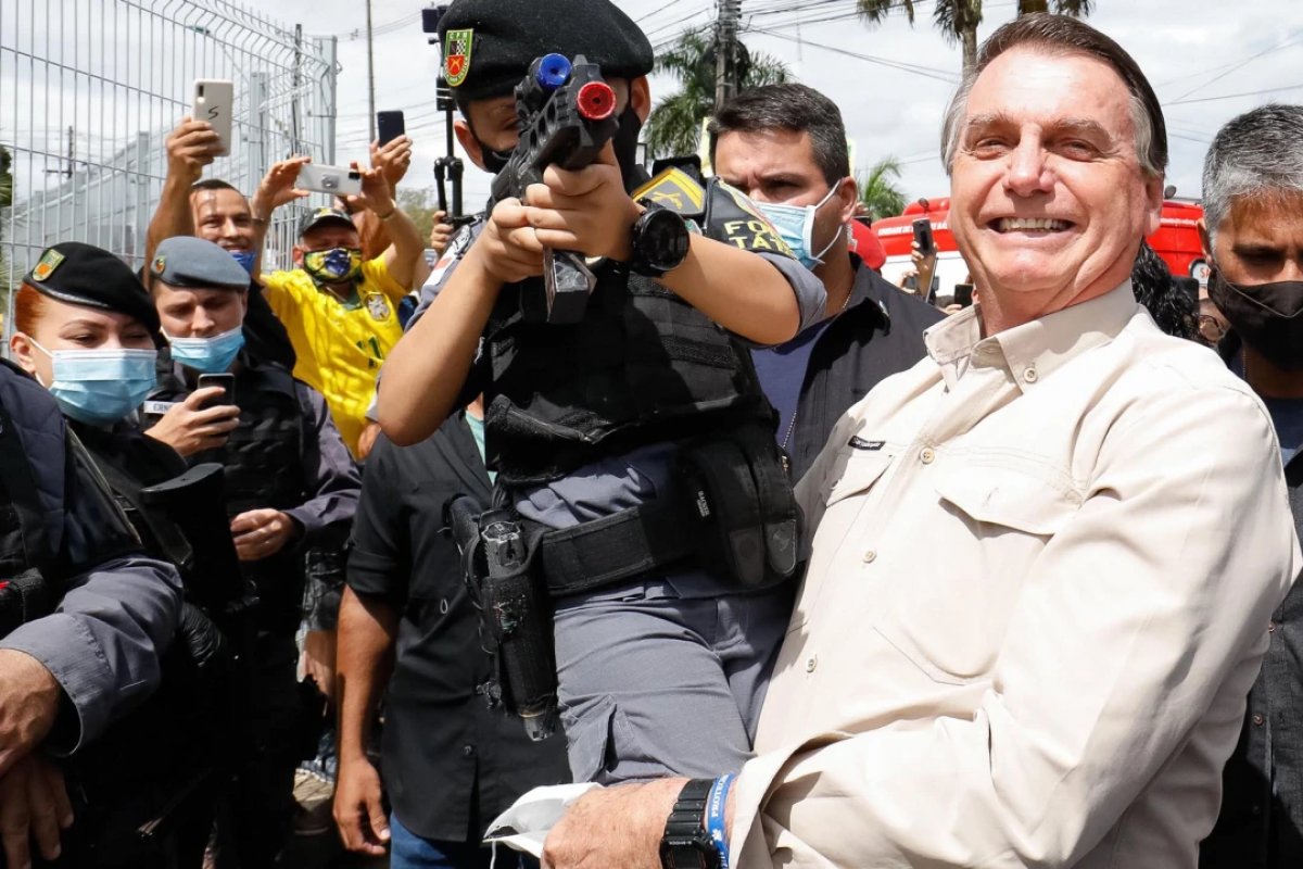 Justiça anula multa de Bolsonaro por falta de uso de máscara em São Paulo