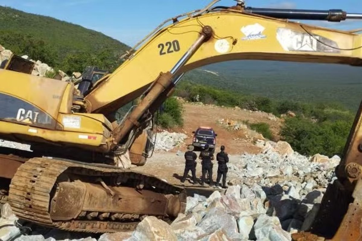 Operação da Polícia Federal desmancha esquema de mineração ilegal na Bahia